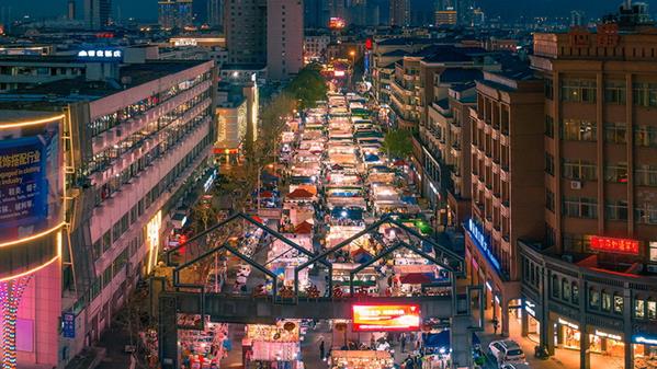 义乌夜市  陈俊鹏 摄