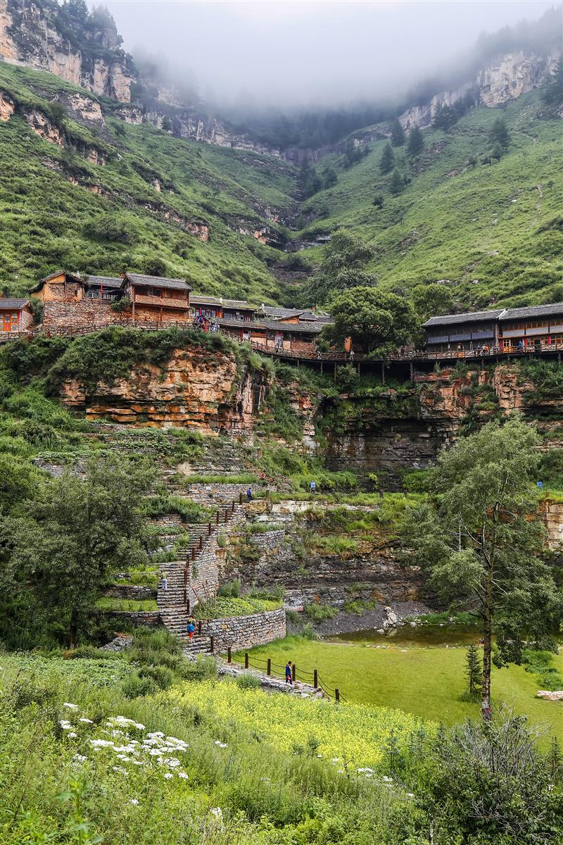 山西忻州悬空村