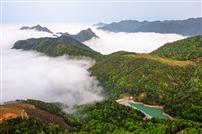 雾绕大雷山(组照)