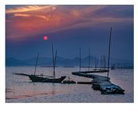 夕阳映驿道