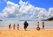 《夏日风情》