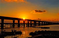 跨海大桥夕照