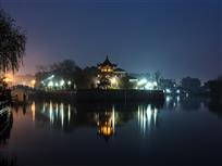 《古镇璀璨夜景》