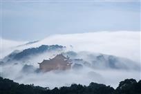 玉峰山晨雾