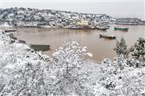 银雪干江