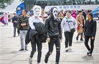 人模鬼样