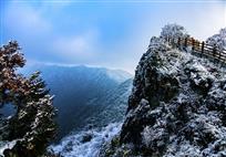 佛光岩冬景