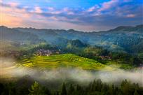 白龙绕关塘
