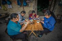 山里人的午餐