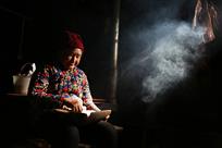 阳光下的老妈妈