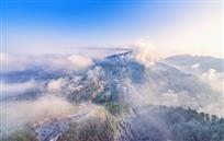 《仙境雪玉山》