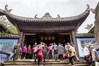 心中无鬼 何须拜神