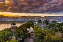天下名山、世界鬼城