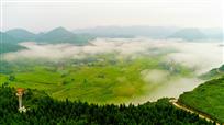 青山环抱