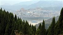 两岸青山如画来