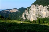 峡谷深处