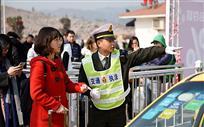 《引导者》