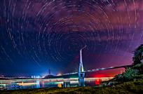 《星空下的丰都长江二桥》