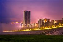 《滨江夜色》