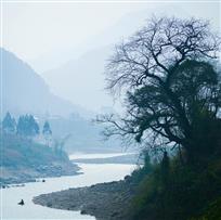 《小河悠悠》