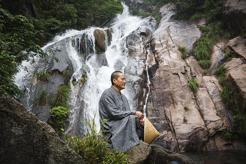 拍摄地点 九华山后山 拍摄时间 2014-05-17 作品 蓝闲