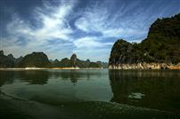 碧波荡漾大龙湖