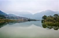 《山村的早晨》