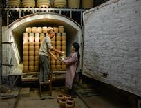 夫妻携手至富路