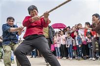 《三月三石门拔河瞬间》