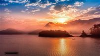 金雾缭绕通济湖