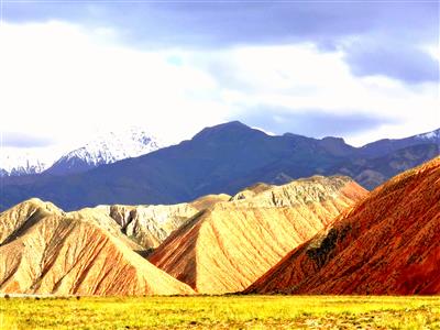 多彩阿尔金山