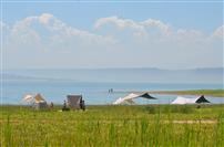 黄河三湾醉游人