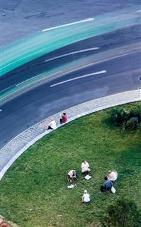 快车道与慢生活