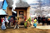 走村进户纳吉祥