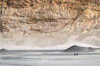 《赤壁下的行人》