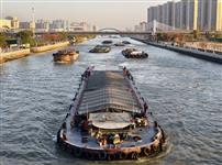 姑苏运河的船流