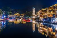 沱江夜画，城韵天成