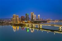 闽江蓝调映楼群