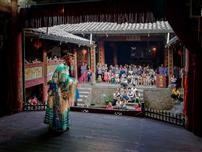 古台戏韵暖乡心