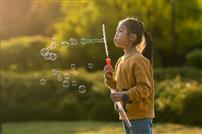 童影逐光泡泡飞