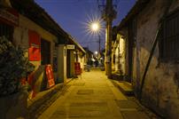 《暮色下的寺街》