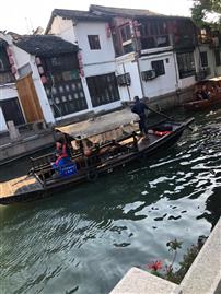 古镇水乡船儿河景