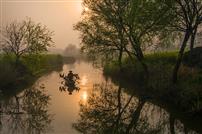 粉霭水乡.鸬鹚漁舟黄昏闲韵