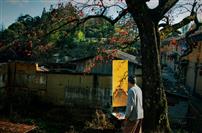 《古村秋柿红》