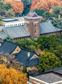 南大北楼(原金陵大学钟楼旧址)