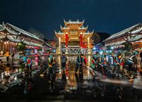 辛勤的栖霞守护者